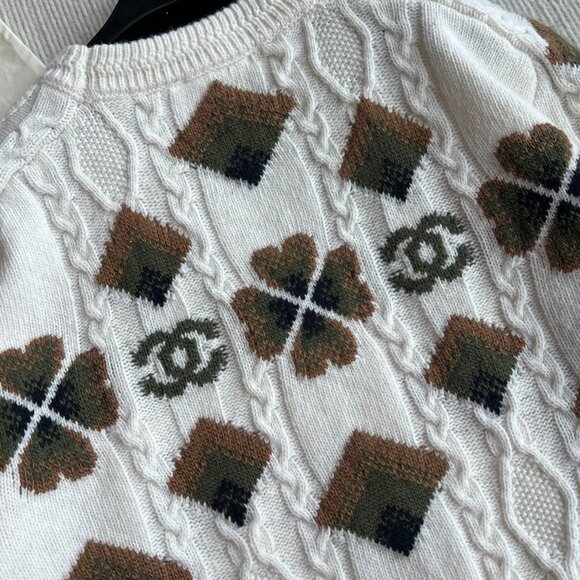 Chanel Comfort Sweater - Picture 7 of 8